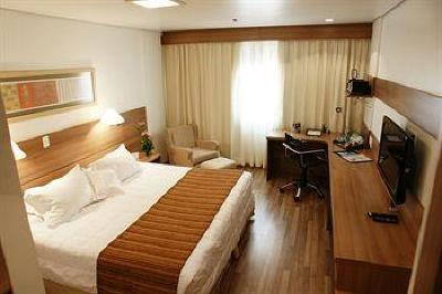 фото отеля Everest Hotel Porto Alegre