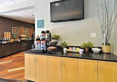 фото отеля BEST WESTERN Riverside Inn & Suites