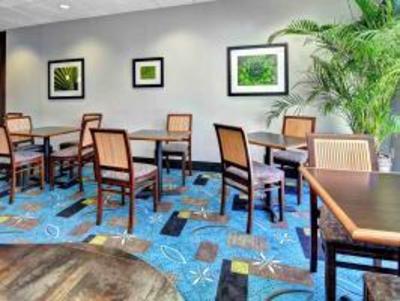 фото отеля BEST WESTERN Riverside Inn & Suites