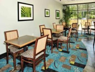 фото отеля BEST WESTERN Riverside Inn & Suites