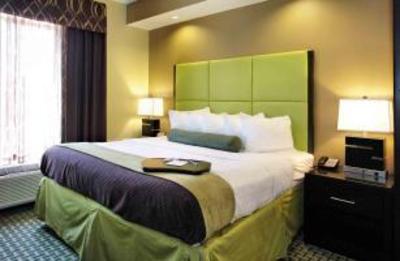 фото отеля BEST WESTERN Riverside Inn & Suites