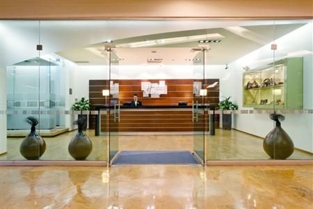 фото отеля Holiday Inn Express Medellin