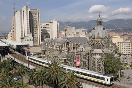 фото отеля Holiday Inn Express Medellin