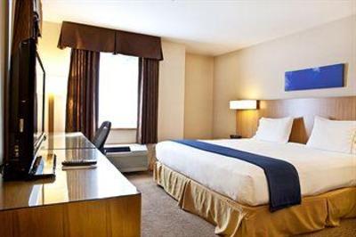 фото отеля Holiday Inn Express Hotel & Suites Langley