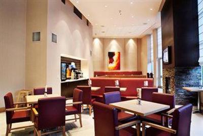фото отеля Holiday Inn Express Hotel & Suites Langley