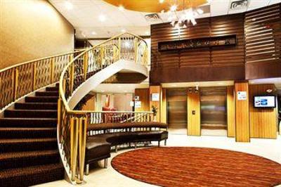 фото отеля Holiday Inn Express Hotel & Suites Langley
