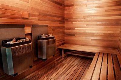 фото отеля Holiday Inn Express Hotel & Suites Langley