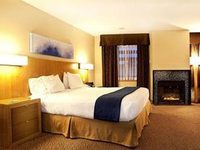 Holiday Inn Express Hotel & Suites Langley