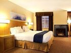 фото отеля Holiday Inn Express Hotel & Suites Langley