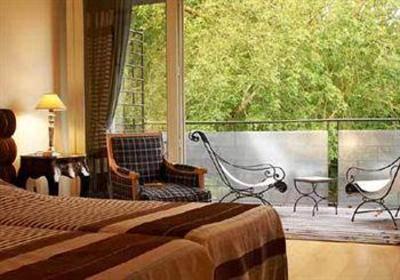 фото отеля Le Pavillon Du Chateau Hotel Garrevaques
