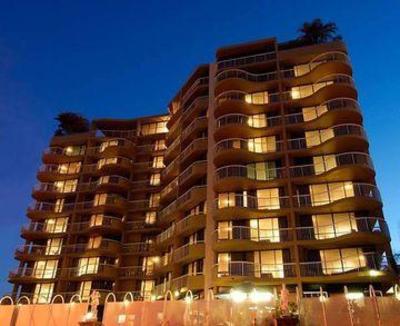 фото отеля Hillcrest Central Apartment Hotel