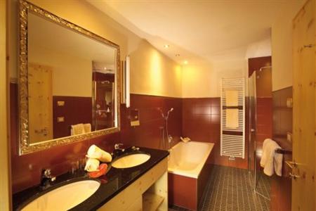 фото отеля Excelsior Mountain Style Spa Resort