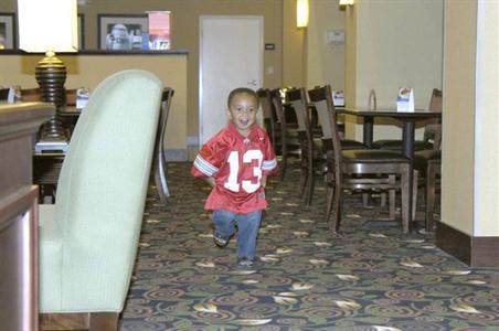 фото отеля Hampton Inn & Suites Drayton Airport Englewood (Ohio)