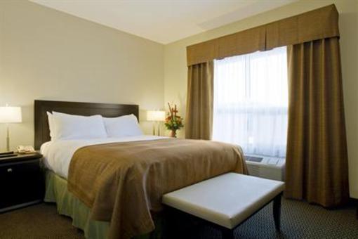 фото отеля BEST WESTERN Wainwright Inn & Suites