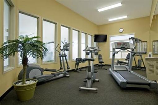 фото отеля BEST WESTERN Wainwright Inn & Suites