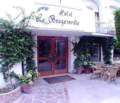 фото отеля La Bougainville