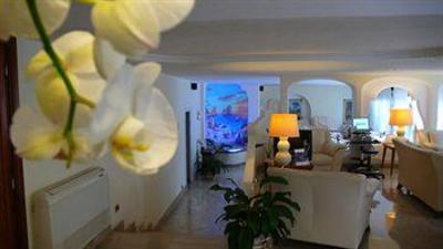 фото отеля La Bougainville
