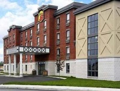 фото отеля Super 8 Lachenaie Terrebonne