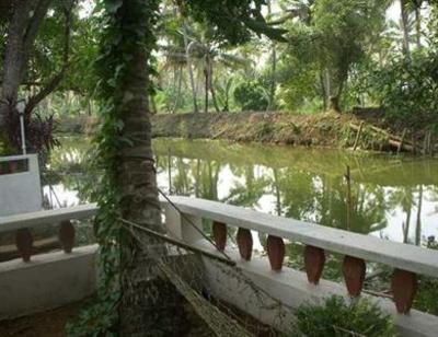 фото отеля Back Water Heritage Homestay - Kumarakom