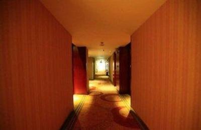 фото отеля K Raphael Hotel