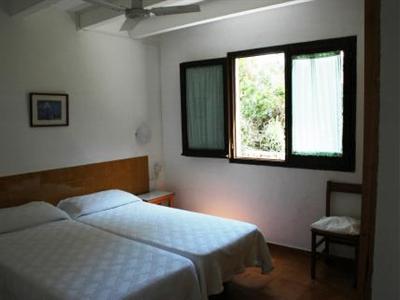 фото отеля Apartamentos Sa Cala