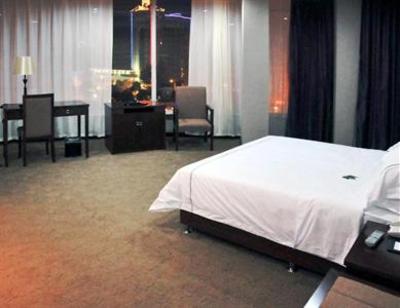 фото отеля Hollyear Inn Chenzhou