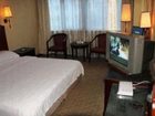 фото отеля Hollyear Inn Chenzhou